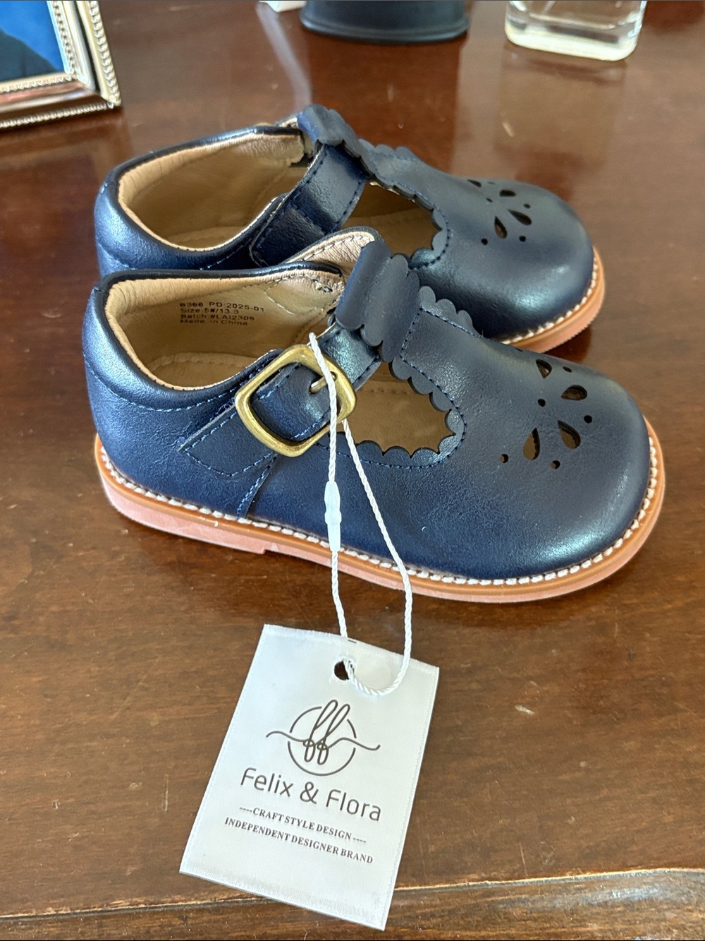 Felix & Flora Girls' Navy Scalloped Mary Jane Dress Shoes